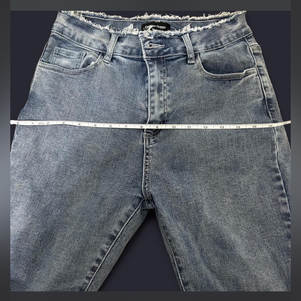 Embellished Blue Jeans - Picture 3 of 4
